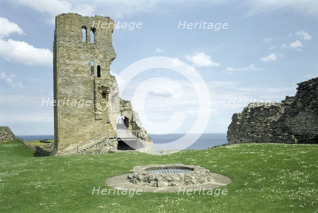 The castle well in the inner bailey, Scarborough Castle, North Yorkshire, 2000. Artist: Unknown
