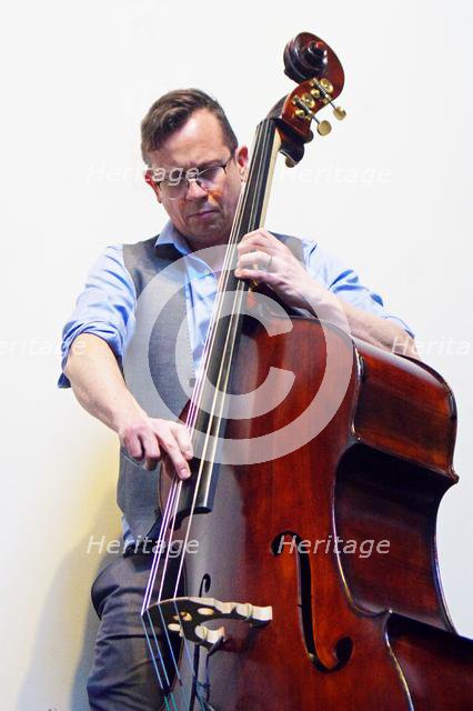 Sam Burgess - James Pearson Trio, NJA Methodist Church, Loughton, Essex, 2.9.19. Creator: Brian O'Connor.