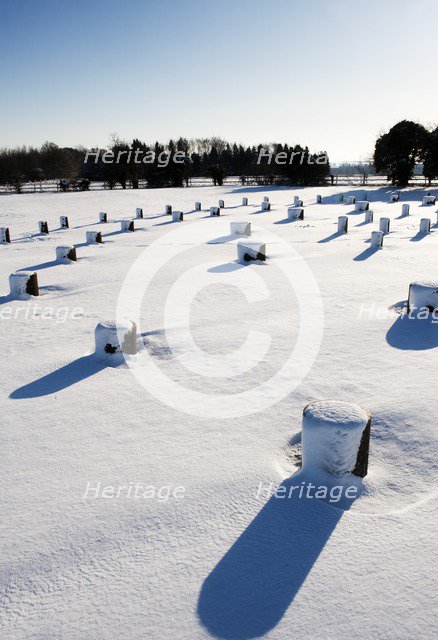 Woodhenge, Amesbury, Wiltshire, after a heavy snowfall, c1980-c2017. Artist: Historic England Staff Photographer.