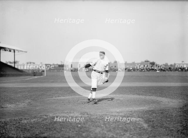 George Mullin, Washington Al (Baseball), 1913. Creator: Harris & Ewing.