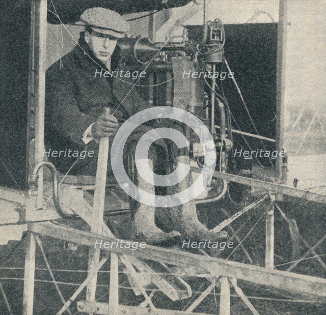 The aeroplane that made the first flight of a circular mile in Great Britain, c1909 (c1937). Artist: Unknown.