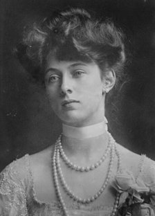 Baroness de Forest, 1910. Creator: Bain News Service.
