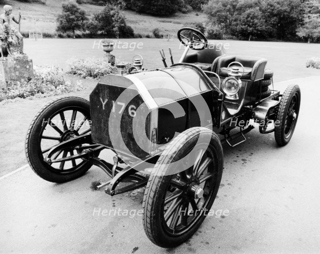 1903 Mercedes 60 hp. Artist: Unknown