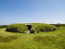 Porth Hellick Down burial chamber, St Mary's, Isles of Scilly, Cornwall, 2009. Creator: Historic England Staff Photographer.