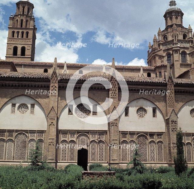 Tarazona Cathedral, detail of the cloister.