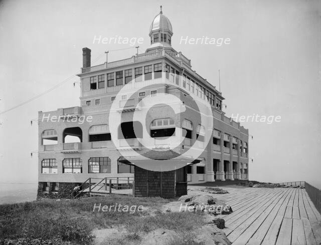 Mt. Tom Mountain House, Mass., between 1900 and 1905. Creator: Unknown.