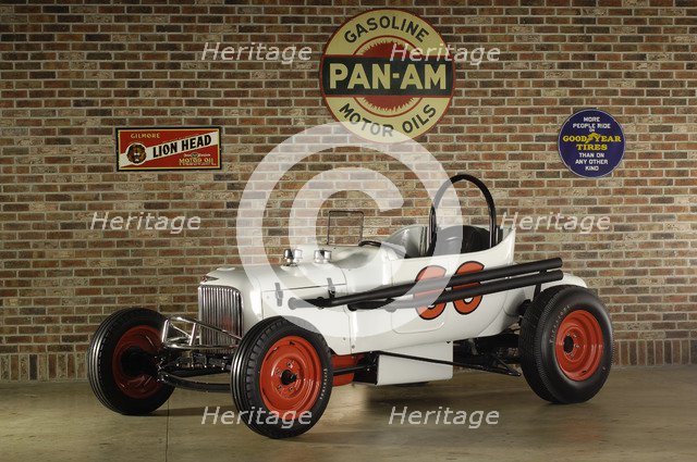 Gmc pinky track roadster 1948. Artist: Simon Clay.