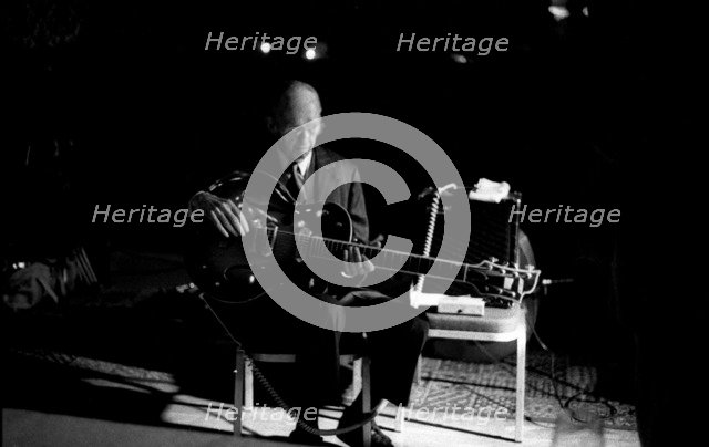 George Van Eps, Bulls Head, Chislehurst, April, 1993.  Artist: Brian O'Connor.