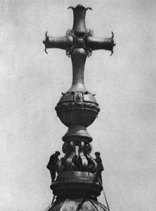 Steeplejacks on the summit of St Paul's Cathedral, London, 1926-1927. Artist: Unknown