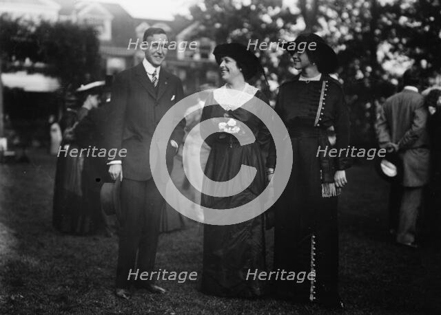 Mr. Straus, Mrs. T. Woodruff, and Mary Condon, between c1910 and c1915. Creator: Bain News Service.