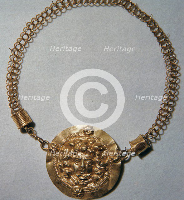 Roman gold pendant. Artist: Unknown