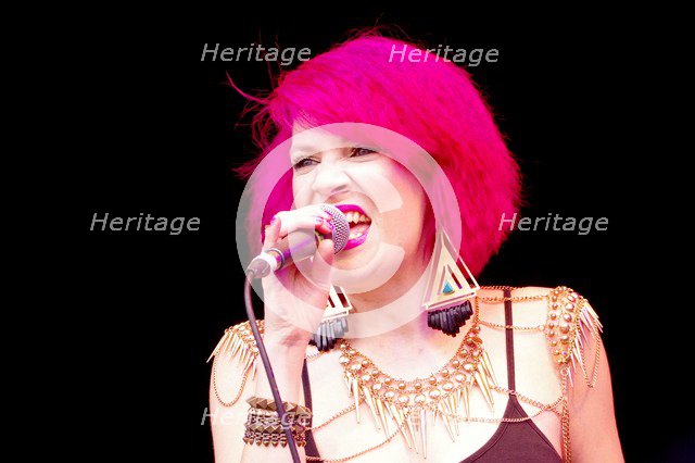 Katie Leonie, Love Supreme Jazz Festival, Glynde Place, East Sussex, 2014. Artist: Brian O'Connor.