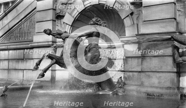Neptune's Fountain, Library of Congress, Washington, D.C., c.between 1910 and 1920. Creator: Unknown.