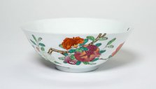 Bowl with Fruiting and Flowering Pomegranate Sprays, Qing dynasty, Qianlong reign (1736-1795). Creator: Unknown.