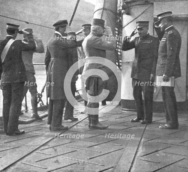 'Du Bosphore a L'Adriatique; Le general autrichien Pflanzer Baltin recu a bord du navire..., 1918. Creator: Unknown.