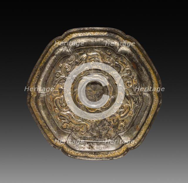 Cup Stand with Dragons amid Fungus Scrolls, 14th Century. Creator: Unknown.