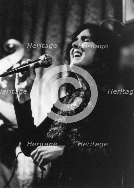 Hanna Richardson, tenor guitarist and singer, 2008. Creator: Brian Foskett.