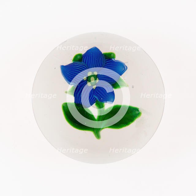 Paperweight, Clichy, 19th century. Creator: Clichy Glassworks.