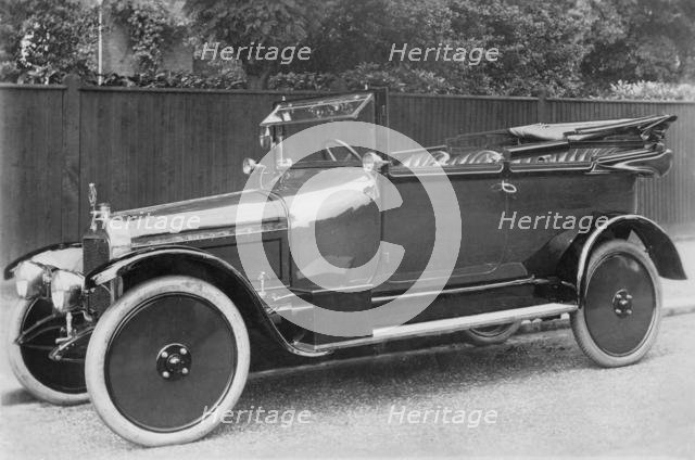 1920 Waverley 15hp. Creator: Unknown.