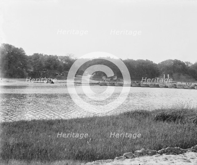Pontoon bridge, Fatehgarh, India, c1902. Creator: Kirk & Sons of Cowes.