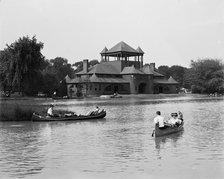 Skating pavilion and canal, Belle Isle [Park], Detroit, Mich., c.between 1900 and 1910. Creator: Unknown.