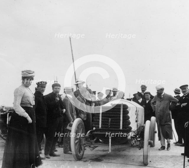 De Dietrich, Gabriel at 1904 Ostend Speed Trials. Creator: Unknown.