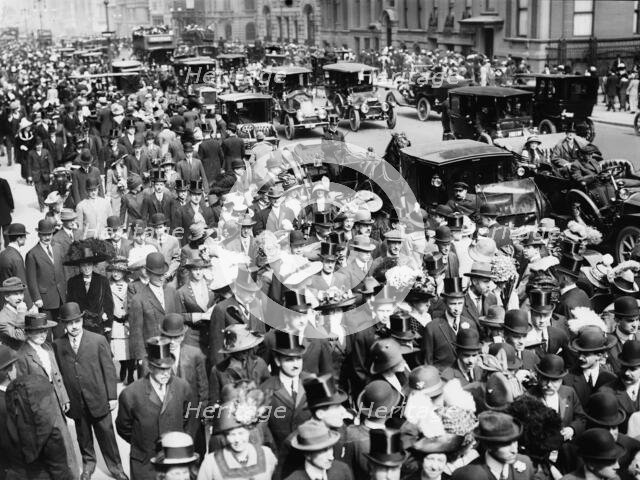 Easter - 5th Ave. 1912. Creator: Bain News Service.