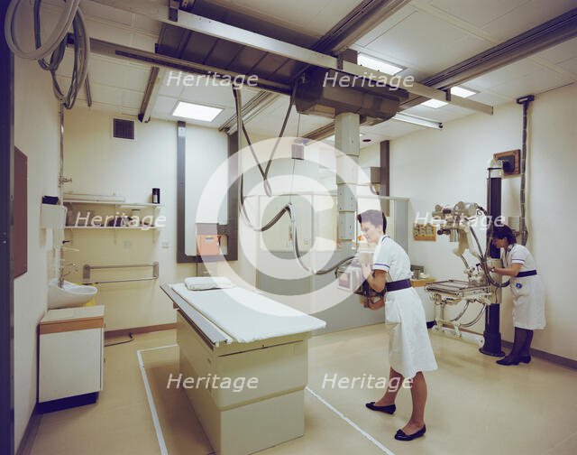 St George's Hospital, Blackshaw Road, Tooting, Wandsworth, London, 11/11/1988. Creator: John Laing plc.