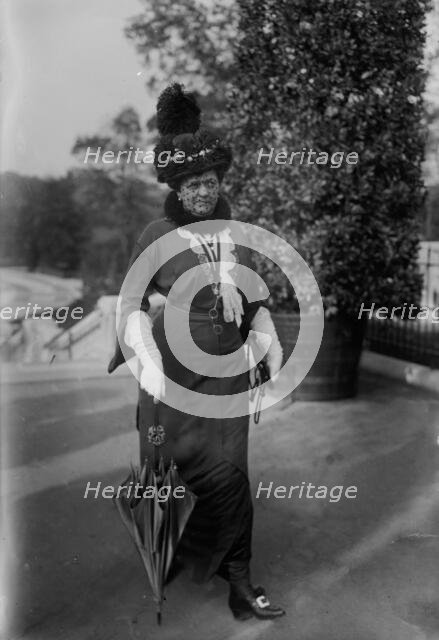 Mrs. Wing, between c1910 and c1915. Creator: Bain News Service.