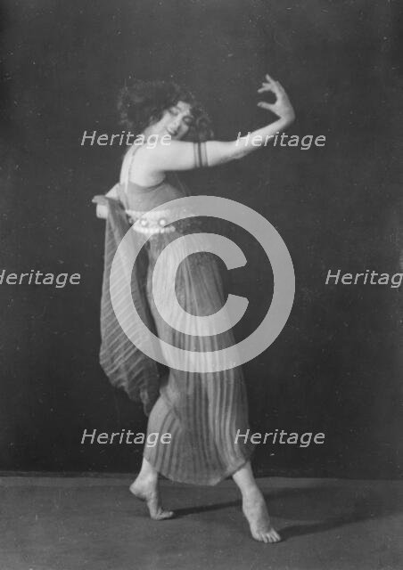 St. Denis, Ruth, 1913 Mar. 25. Creator: Arnold Genthe.