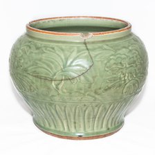 Longquan celadon jar, 14th century. Artist: Unknown.