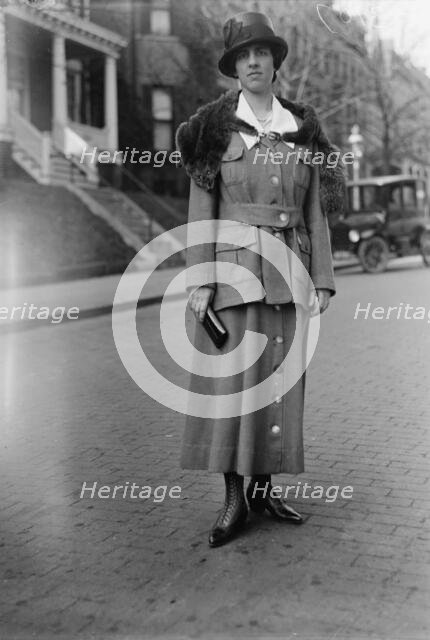 Mrs. Henry T. Bull, 1918. Creator: Harris & Ewing.