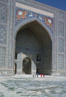 Shir-Dar Madrasa in Samarkand, 17th century. Artist: Unknown