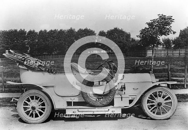 1909 Nagant - Hobson. Creator: Unknown.