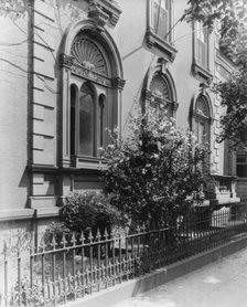 Corcoran House, at NE corner of Conn. and H, N.W., Washington, D.C., c1900. Creator: Frances Benjamin Johnston.