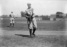 Baseball, Professional - St. Louis Players, 1913. Creator: Harris & Ewing.