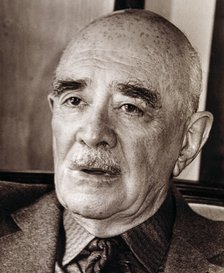 Manuel Mujica Lainez (1910-1984), Argentinian writer.