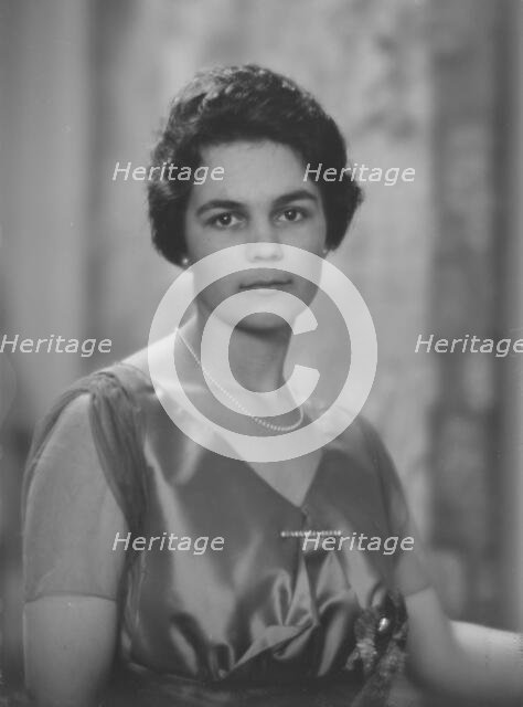 Sayles, Miss, portrait photograph, 1917 May 18. Creator: Arnold Genthe.