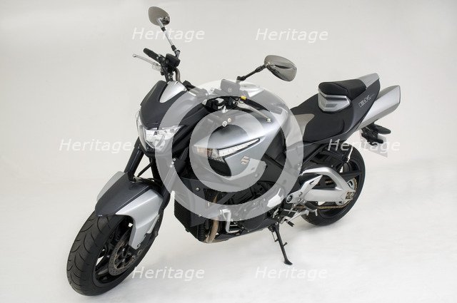 2008 Suzuki B-King Artist: Unknown.