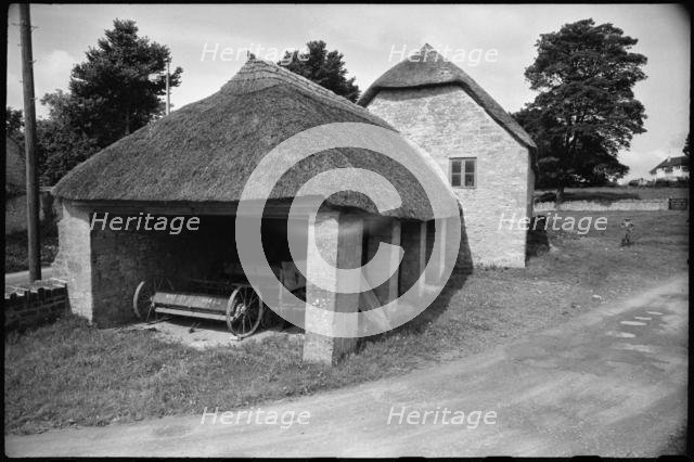 Thatched barn, Yeovil, Somerset, c1955-c1980. Creator: Ursula Clark.