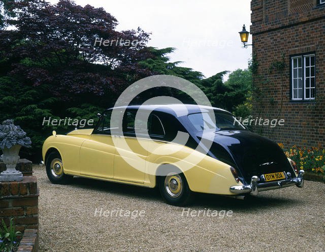 1963 Rolls - Royce Phantom V, ex Queen Mother. Creator: Unknown.