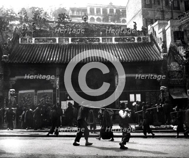 Street Scene, Hong Kong, 1900. Artist: Unknown