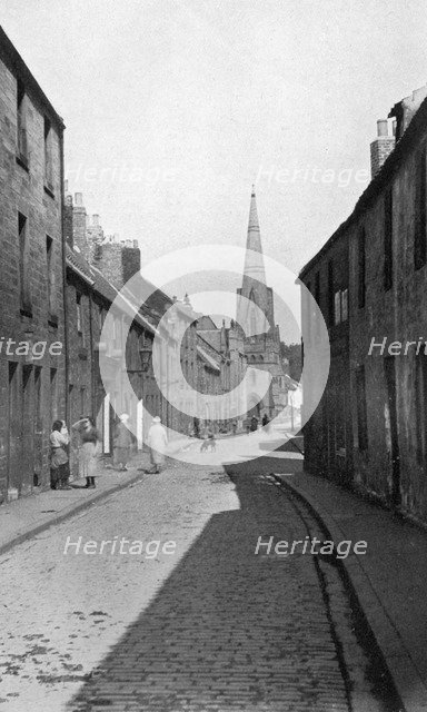An old street near Wallace Green, Berwick-upon-Tweed, Northumberland, 1924-1926. Artist: AR Edwards
