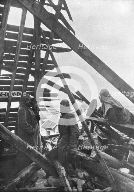 ''La vie en Campagne; Les Guetteurs', 1914. Creator: Unknown.