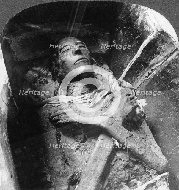 The mummy of Sethos I (1394BC-1279BC), Cairo, Egypt, 1905.Artist: Underwood & Underwood