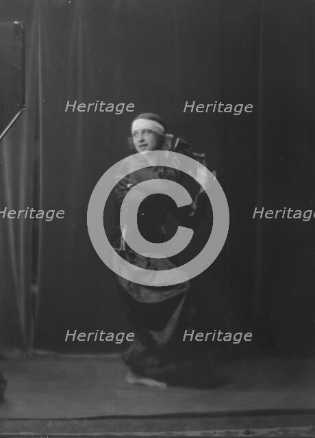 Lindahl, Isurn, Miss, 1916 Oct. 31. Creator: Arnold Genthe.