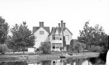The Swan Inn, Littlemore, Oxfordshire standing on Rose Isle in the River Thames, c1860-c1922. Artist: Henry Taunt