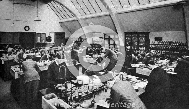 A laboratory in a London polytechnic, 1926-1927. Artist: Unknown