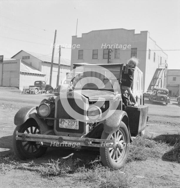 Family, one month from South Dakota, now..., Tulelake, Siskiyou County, California, 1939. Creator: Dorothea Lange.