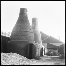 Bottle kilns, Joiner's Square Mill, Hanley, Stoke-on-Trent, Staffordshire, 1965-1968 Creator: Eileen Deste.